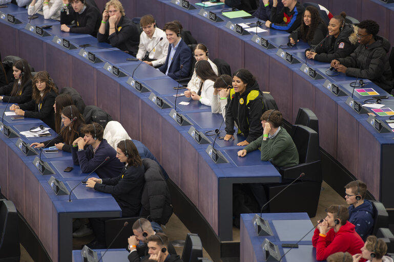 Photo 26: Euroscola