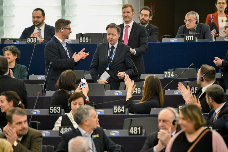 Foto 18: EP Plenary session - Voting session