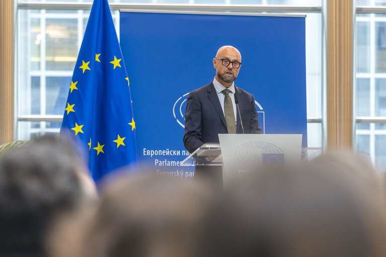 Fotografija 14: Roberta METSOLA, EP President participates at the book talk 'The Protection of Journalists in the Europe Union'