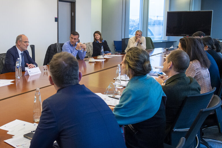 Photo 9 : Press seminar with journalists from France Television