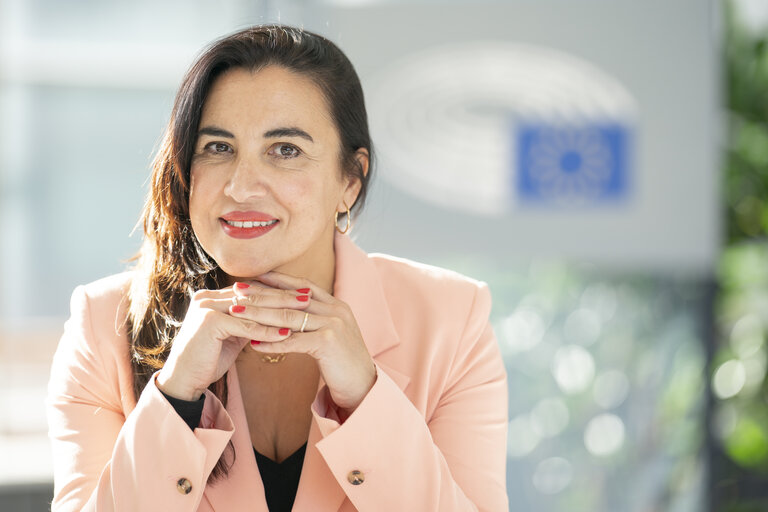 Снимка 10: Monika Silvana GONZALEZ in the EP in Brussels