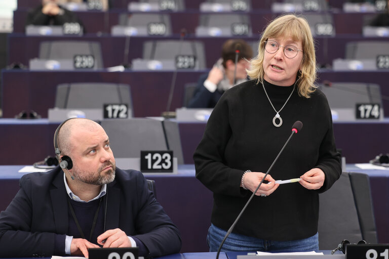 Foto 10: EP Plenary session - Resumption of session and order of business