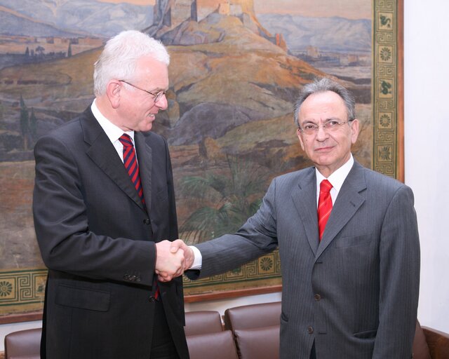 Fotografija 22: Hans-Gert POETTERING, EP President meets with Dimitrios SIOUFAS during Euro-Mediterranean Parliamentary Assembly in Athens, Greece, February 28, 2008...