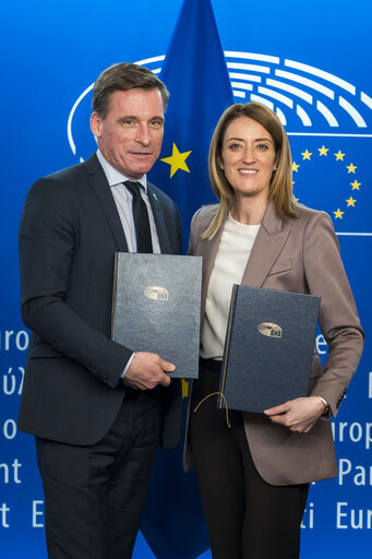 Fotografia 4: Signing Ceremony for the Memorandum of Understanding Cooperation in the Run-Up to the 2024 European Elections with the European Economic and Social Committee