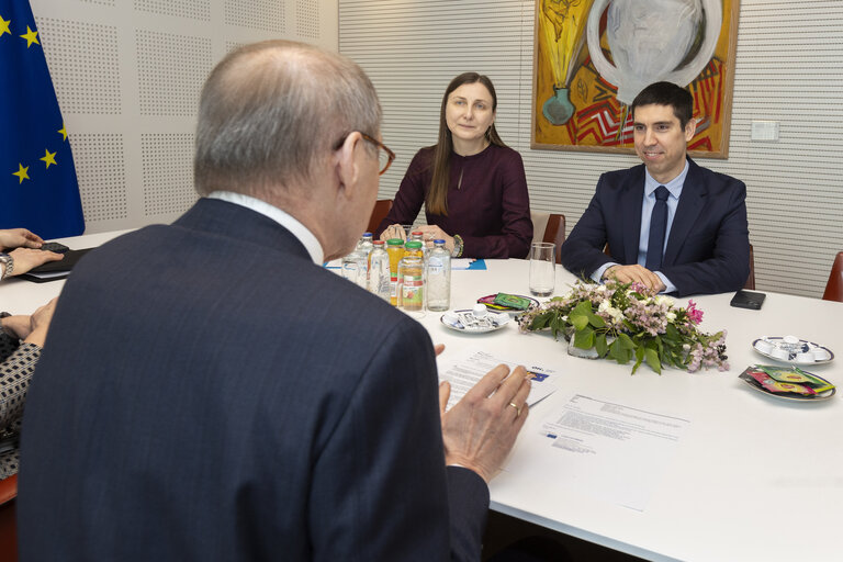 Fotografia 4: Othmar KARAS meets with Mihai POPSOI, and Minister of Foreign Affairs of Moldova