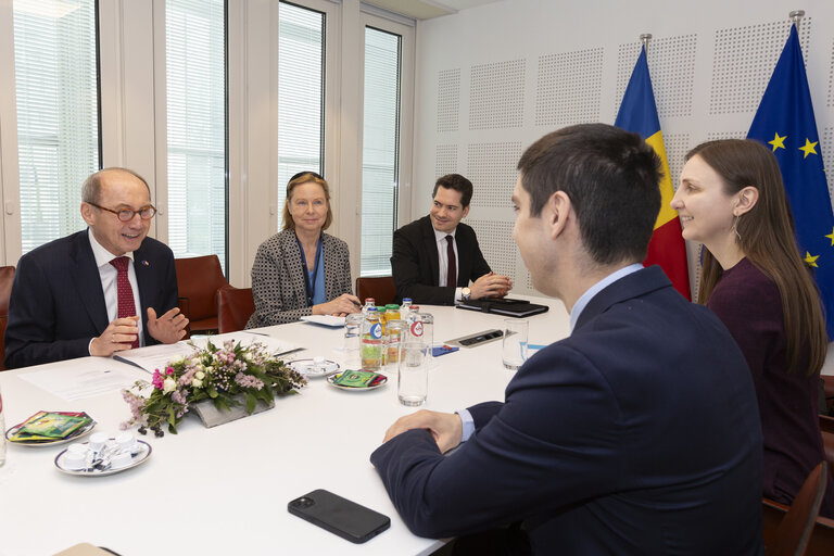 Fotografia 7: Othmar KARAS meets with Mihai POPSOI, and Minister of Foreign Affairs of Moldova