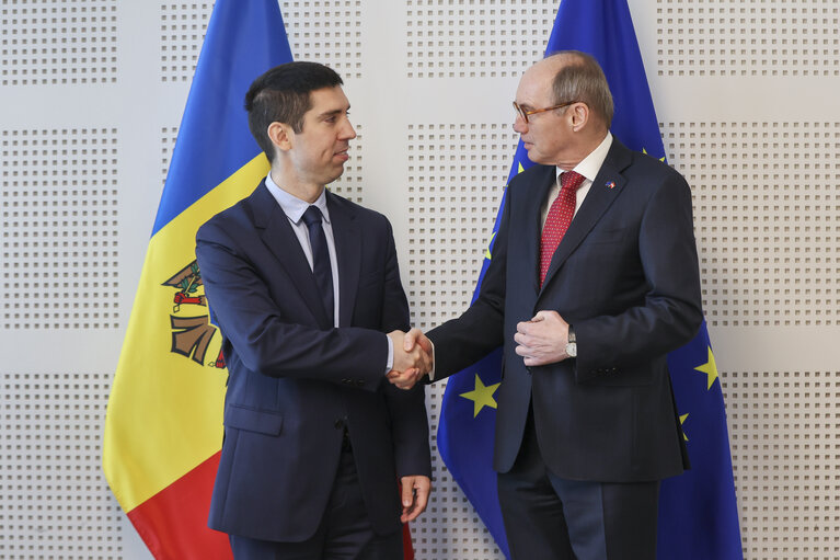 Photo 10 : Othmar KARAS meets with Mihai POPSOI, and Minister of Foreign Affairs of Moldova