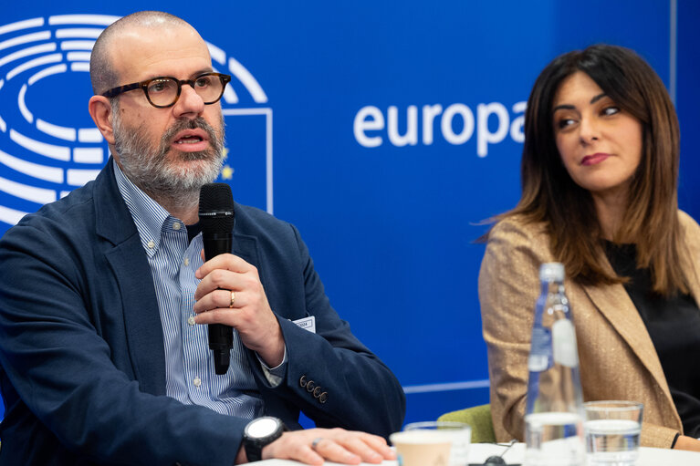 Fotagrafa 34: Training Programme for Young European Journalists