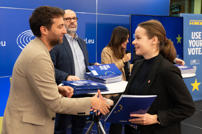 Zdjęcie 40: Training Programme for Young European Journalists