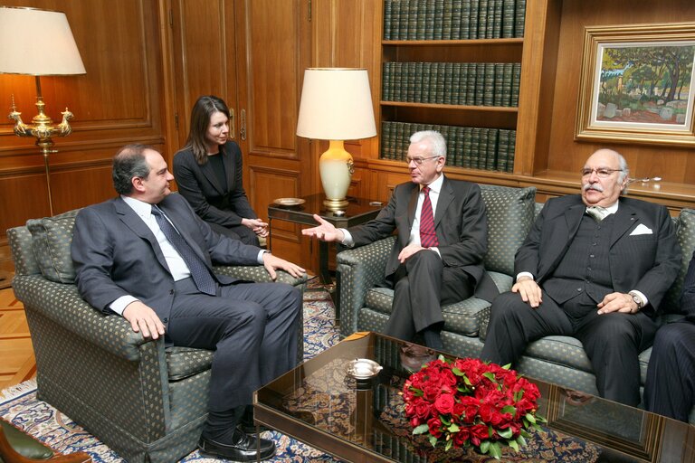 Fotografija 15: Hans-Gert POETTERING, EP President meets with Constantin KARAMANLIS - Greek Prime Minister, Fouad MEBAZAA - Speaker of the Tunisian Parliament in Athens, Greece, February 29, 2008.