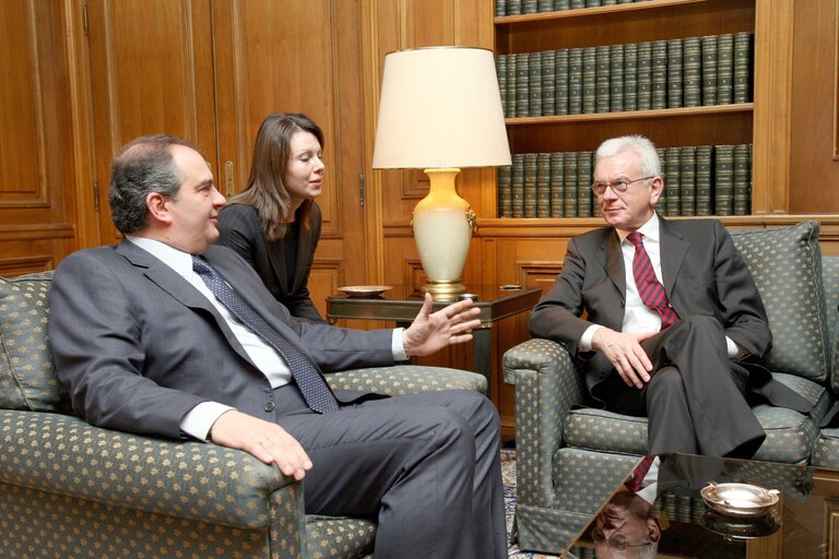 Fotografija 16: Hans-Gert POETTERING, EP President meets with Constantin KARAMANLIS - Greek Prime Minister, in Athens, Greece, February 29, 2008....