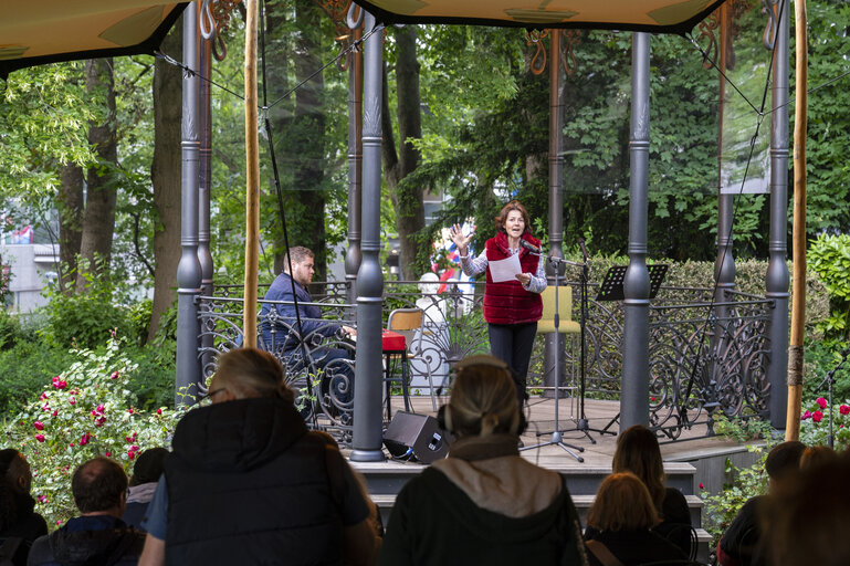 Fotografi 15: Poetry Slam in the Citizens‘ Garden