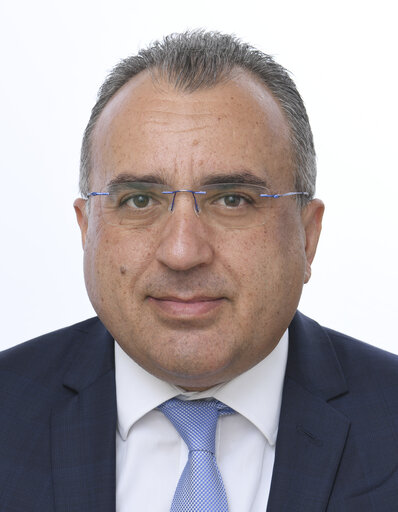 Cyprus MEPs official portraits - 10th Parliamentary term.