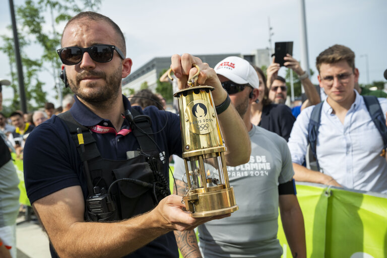 Fotografie 7: Olympics flame in the EP Strasbourg