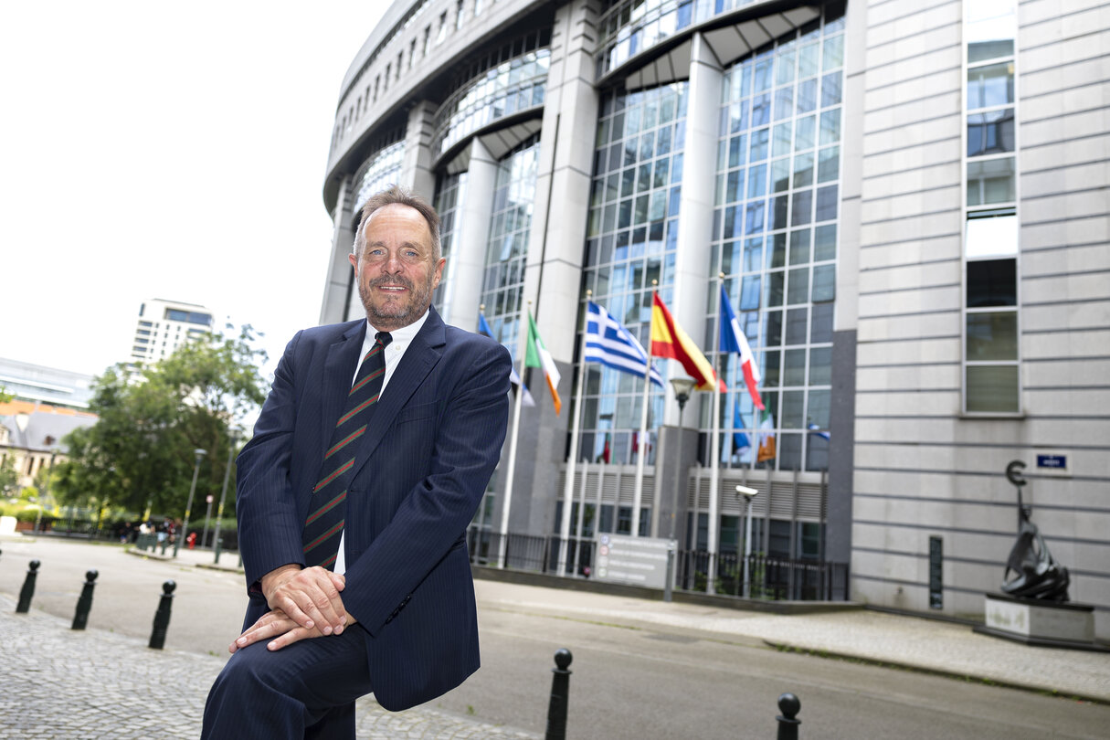 Gyorgy HOLVENYI in the EP in Brussels