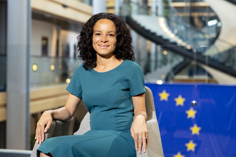 Suriet 14: Samira RAFAELA in the EP in Strasbourg