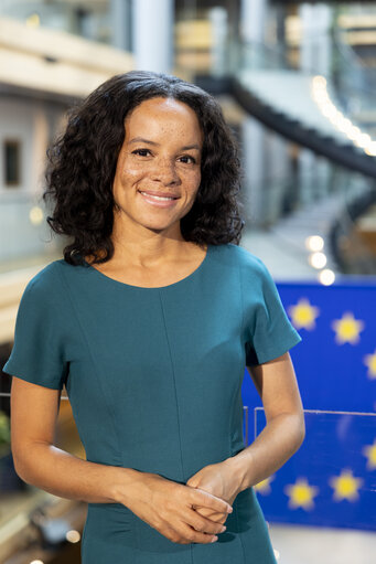 Fotografia 12: Samira RAFAELA in the EP in Strasbourg