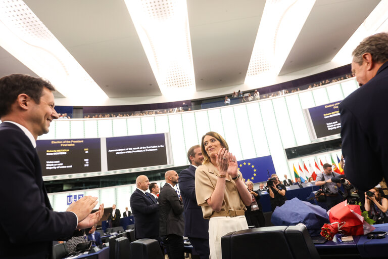 Fotogrāfija 26: EP Plenary session - Election of the new EP President