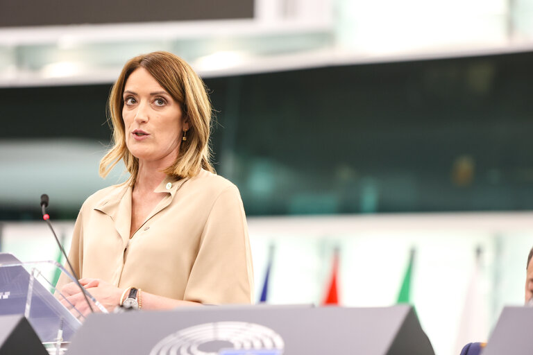 Photo 14 : EP Plenary session - Election of the new EP President