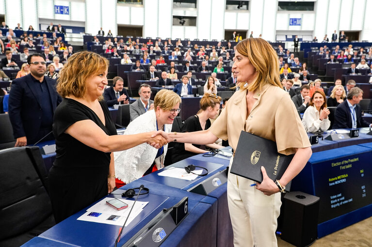 Fotogrāfija 30: EP Plenary session - Election of the new EP President