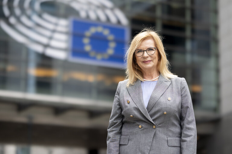 Φωτογραφία 5: Malgorzata GOSIEWSKA in the EP in Brussels