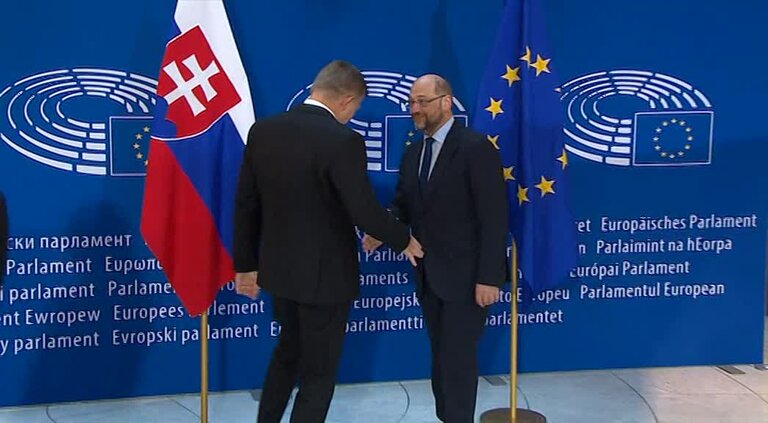 Martin SCHULZ, EP President meets with Robert FICO, Slovak Prime Minister: arrival and roundtable