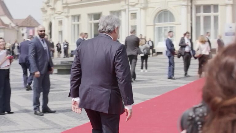 Informal Summit of Heads of State or Government of the EU in Sibiu: arrival of Antonio TAJANI, EP President, roundtable and family photo