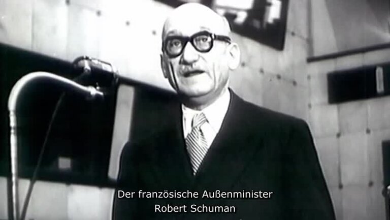 DE subt - Clip: Exhibition for the 70th anniversary of the Schuman Declaration (Version with German subtitles)