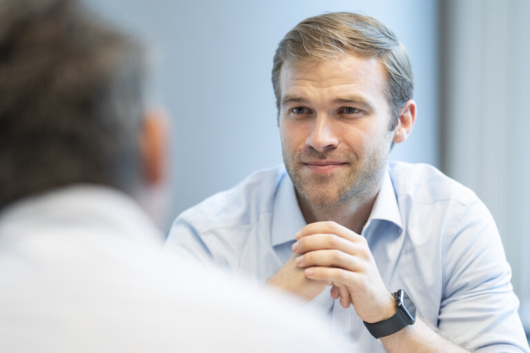 Valokuva 2: Tobias CREMER in the EP in Brussels