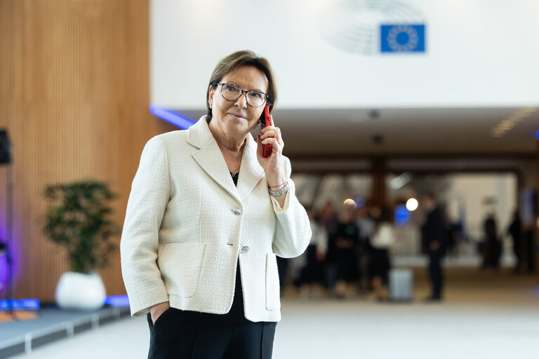 Fotogrāfija 11: Ewa KOPACZ in the EP in Brussels