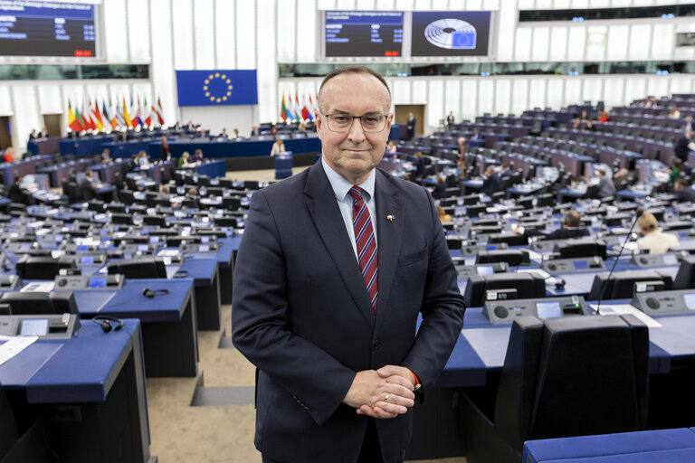 Fotografia 3: Michal KOBOSKO in the EP in Strasbourg