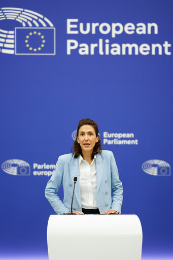 Fotografie 13: Press briefing Renew Europe