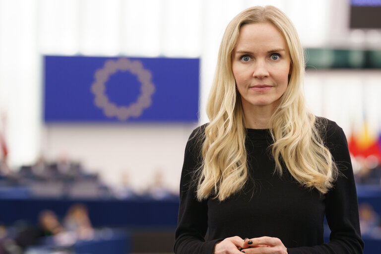 Valokuva 10: Aura SALLA  in the EP in Strasbourg