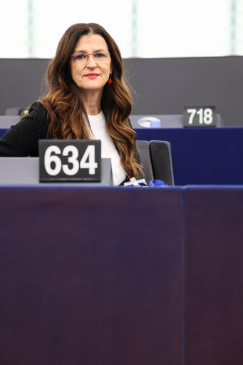 Photo 5 : Romana JERKOVIC in the EP in Strasbourg