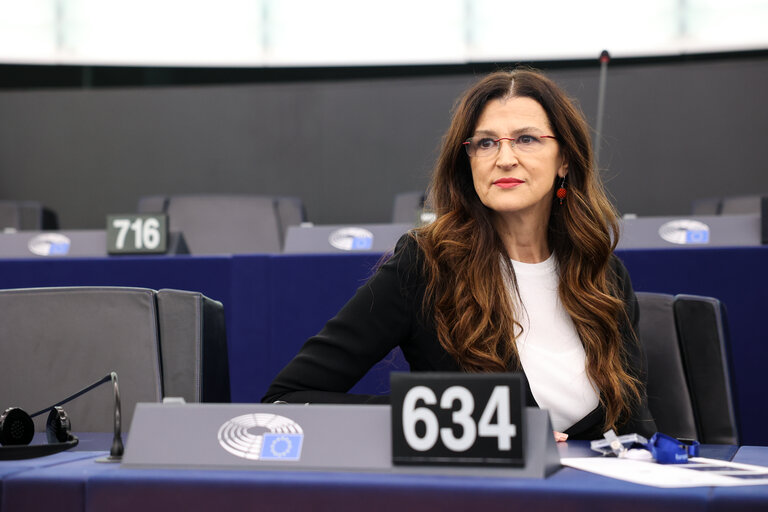 Fotografia 6: Romana JERKOVIC in the EP in Strasbourg