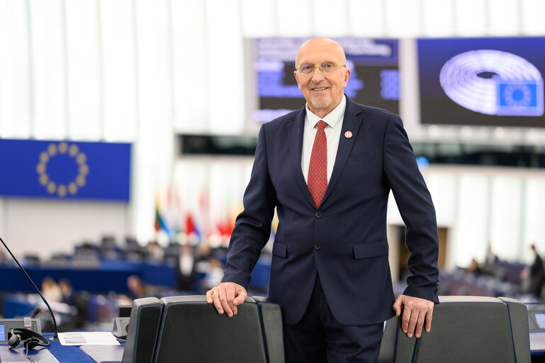 Zdjęcie 6: Vilis KRISTOPANS in the EP in Strasbourg