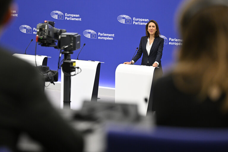 Zdjęcie 1: Press briefing Renew Europe