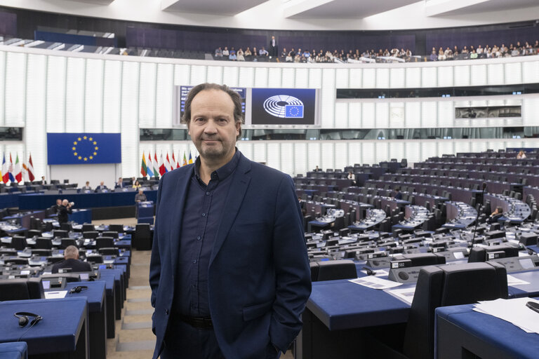 Foto 12: Jean-Marc GERMAIN in the EP in Strasbourg