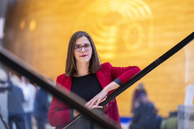 Photo 12 : Martine KEMP in the EP in Strasbourg