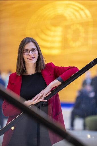 Photo 11: Martine KEMP in the EP in Strasbourg