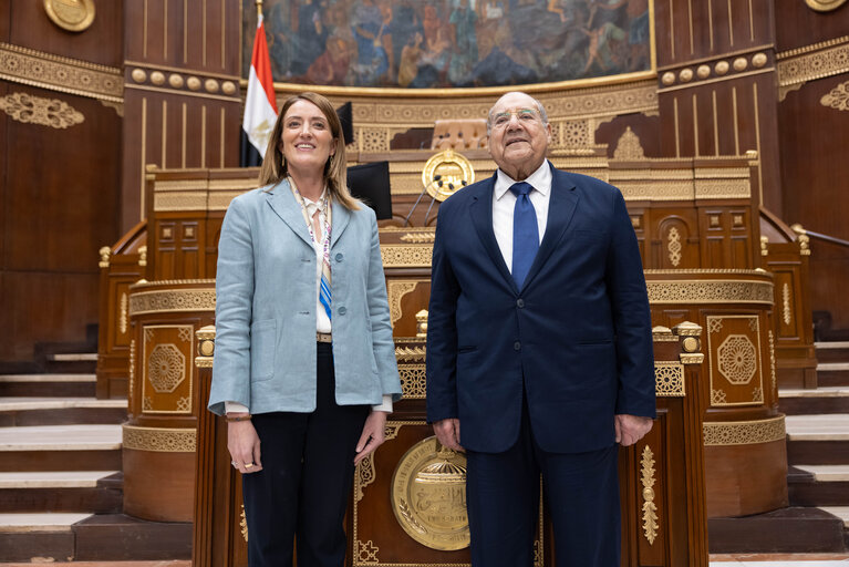 Official visit by Roberta METSOLA, EP President, to Cairo (Egypt) - Meeting with Abdel-Wahab ABDEL-RAZEG, President of the Senate