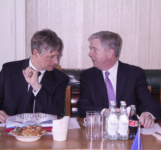 Fotografia 1: Pat Cox, EP President during his official visit to Estonia, October 15, 2003