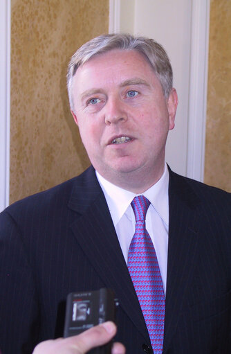 Fotografia 7: Pat Cox, EP President, during his official visit to Estonia, October 15, 2003