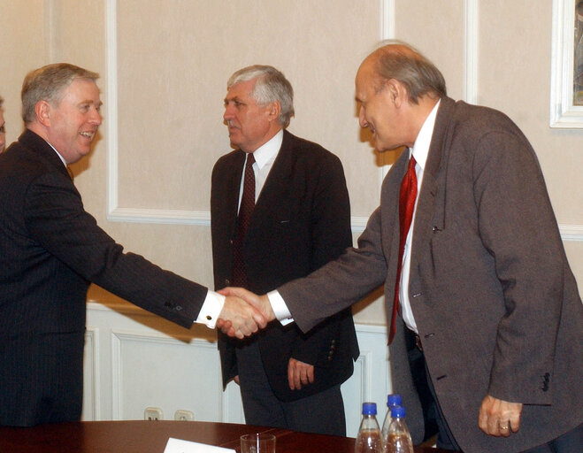 Valokuva 13: Pat Cox, EP President during his official visit in Hungary, March 15, 2003.