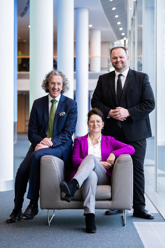 Valokuva 9: Christine SINGER, Engin EROGLU, Joachim STREIT in the EP in Brussels