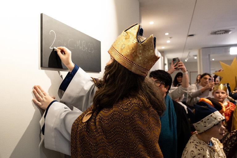 Fotografija 8: Visit of the Carol Singers  MMXXV