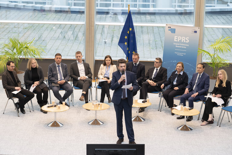 Foto 37: EPRS Policy roundtable - Ten issues to watch in 2025