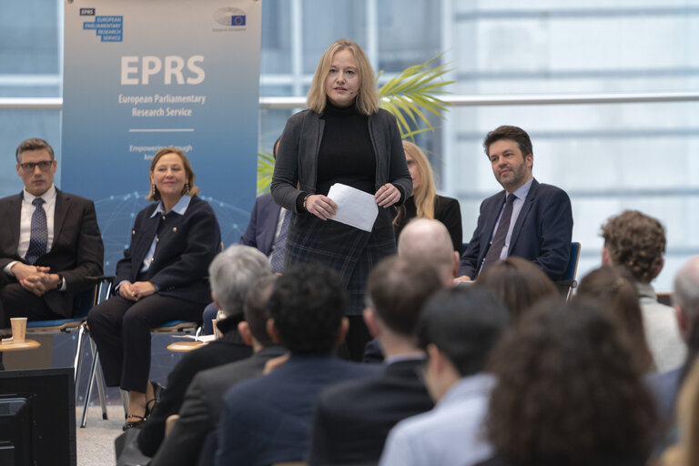 Foto 30: EPRS Policy roundtable - Ten issues to watch in 2025