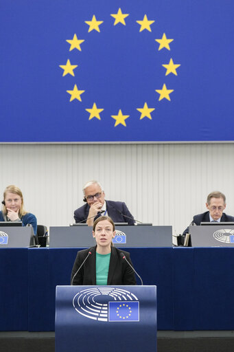 Photo 19: EP Plenary session - Ceasefire in Gaza - the urgent need to release the hostages, to end the humanitarian crisis in Gaza and to pave the way for a two-state solution