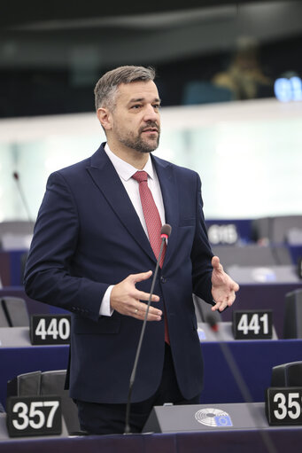 Fotó 15: EP Plenary session - The need to enforce the Digital Services Act to protect democracy on social media platforms against foreign interference and biased algorithms